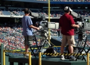 开云棋牌下载-JDG碾压V5，Tarzan打出惊人五杀八强赛3:2（伦敦）