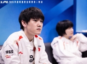 棋牌游戏-关于TES险胜EDG，Crisp拿下关键大龙强强对话四强赛，强势挺进下一轮的信息