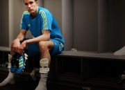 开云棋牌官网-范戴克头槌定江山！利物浦逆境突围希腊，欧冠之路再现曙光