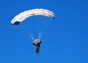 开云棋牌APP-逆转与高光，足球叙事中的永恒魅力