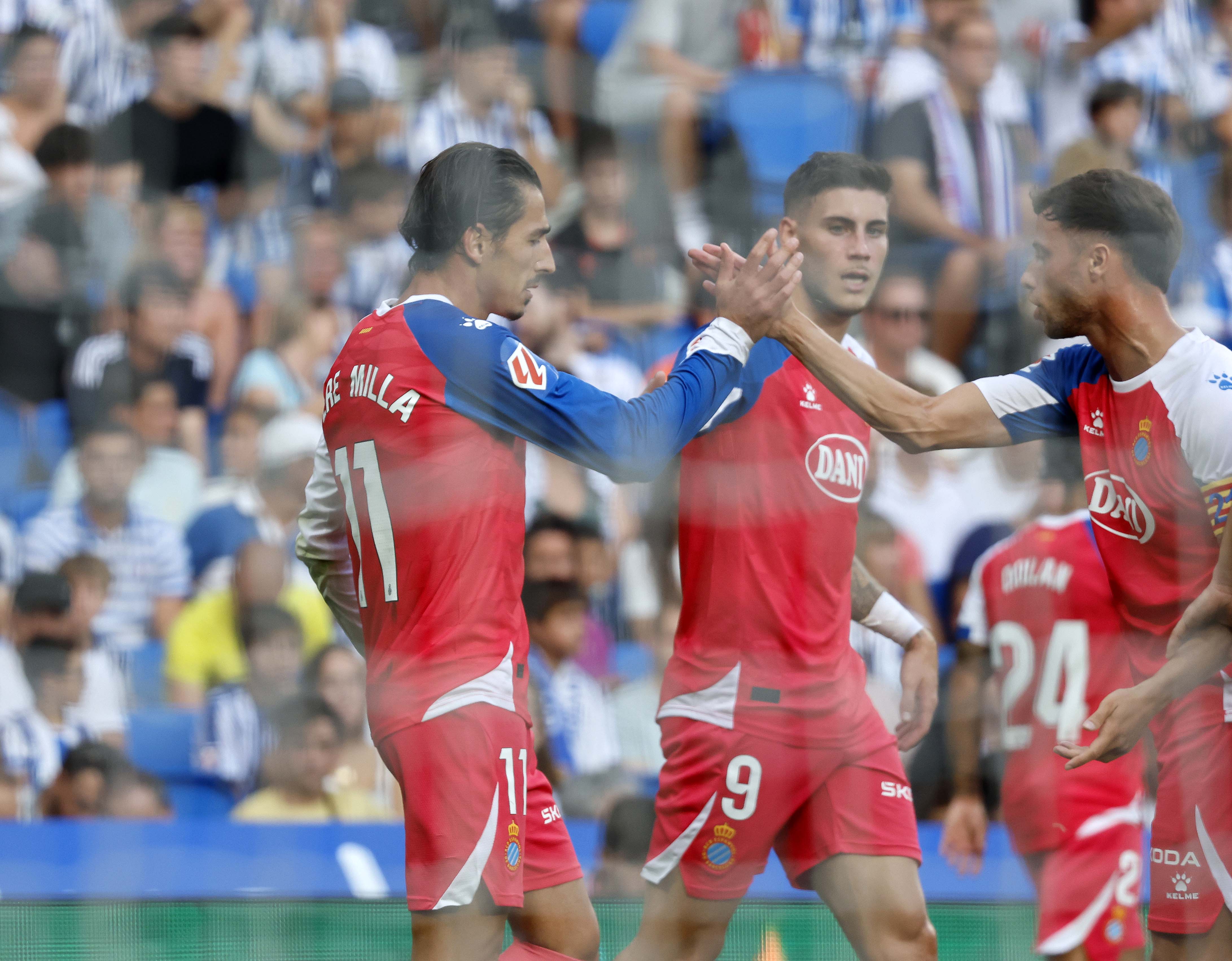 包含皇家社会客场夺冠，继续取得连胜的词条