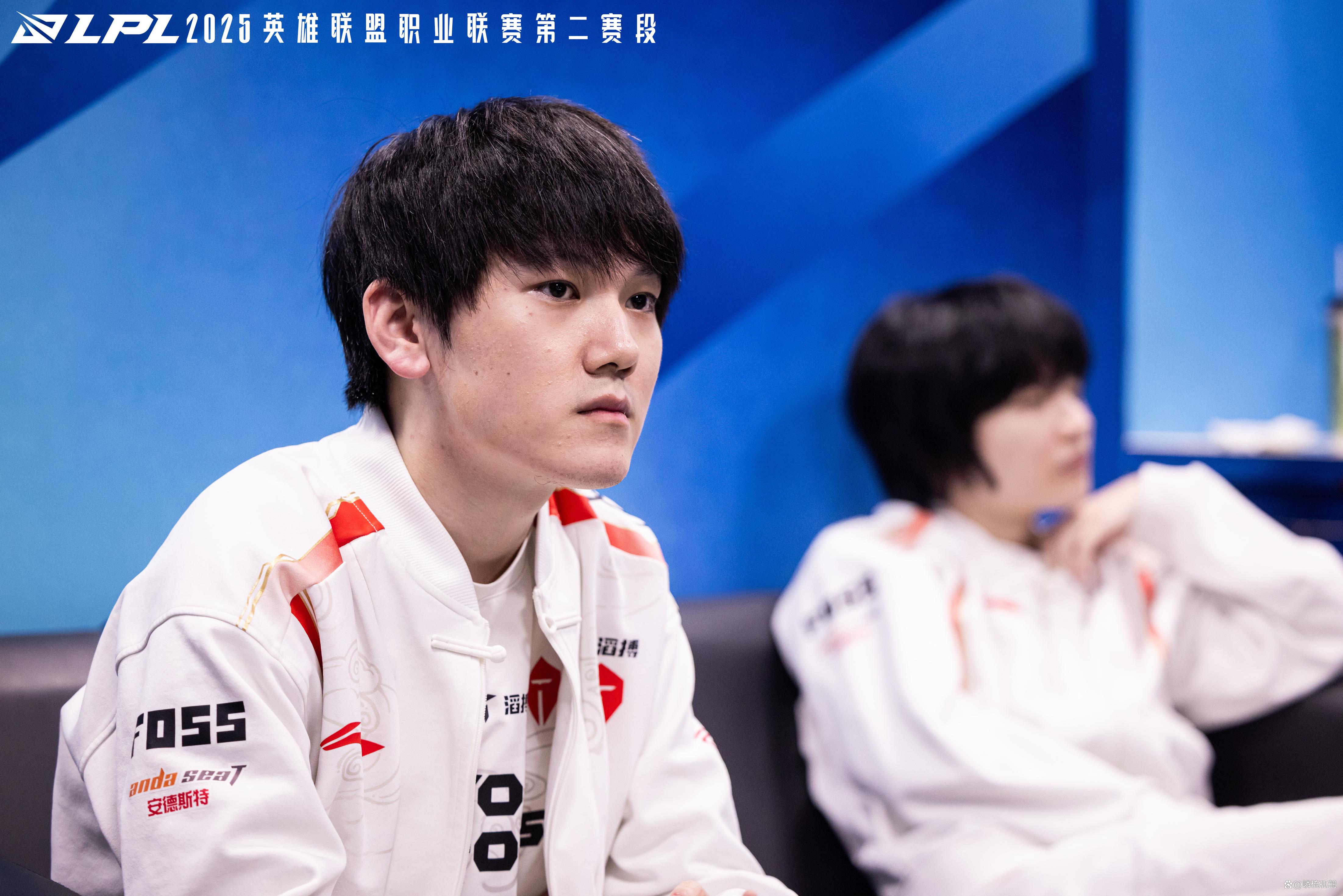 关于TES险胜EDG，Crisp拿下关键大龙强强对话四强赛，强势挺进下一轮的信息