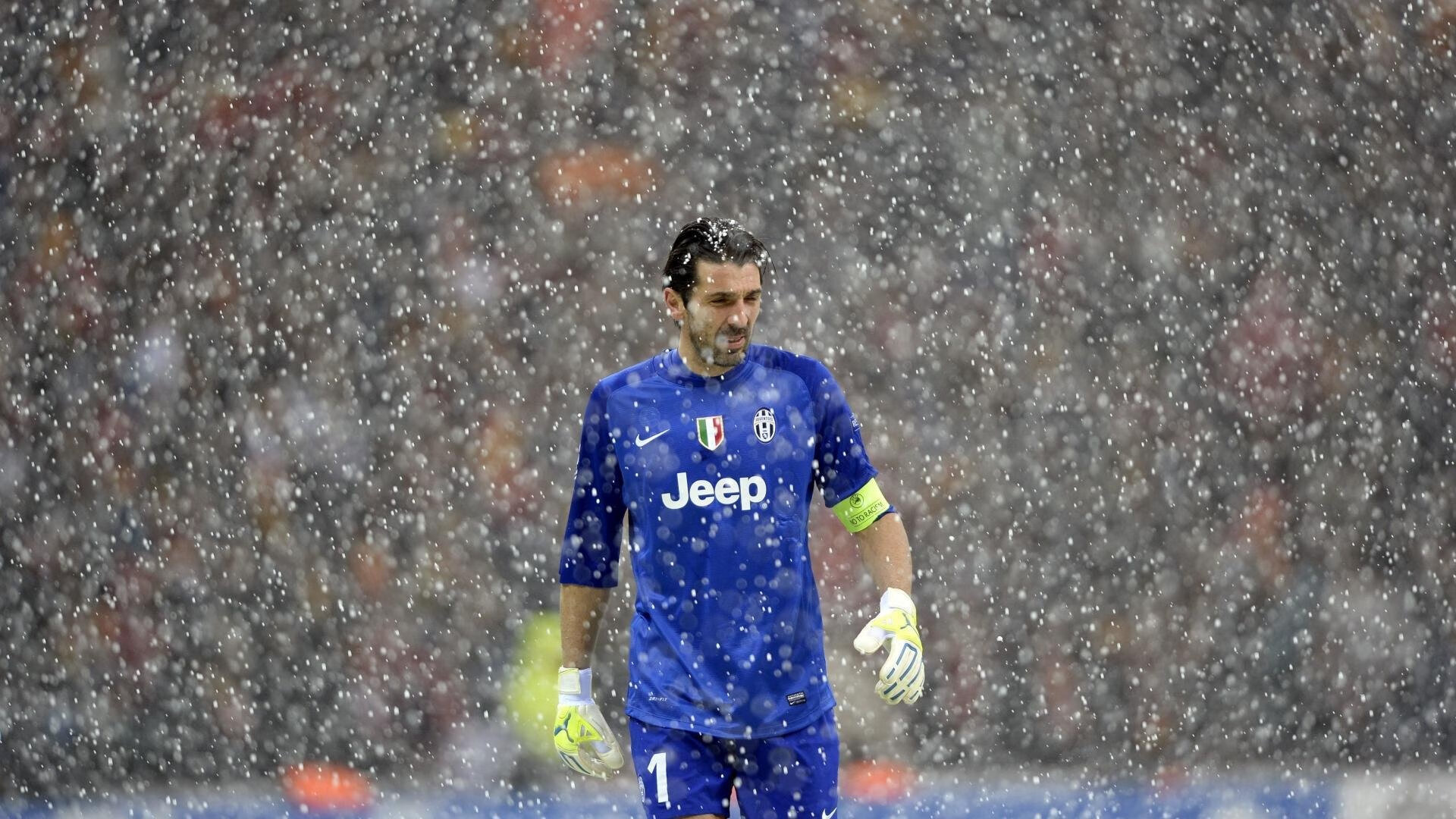 当塞内加尔遇上佛罗伦萨，门迪刷新纪录背后的足球全球化寓言