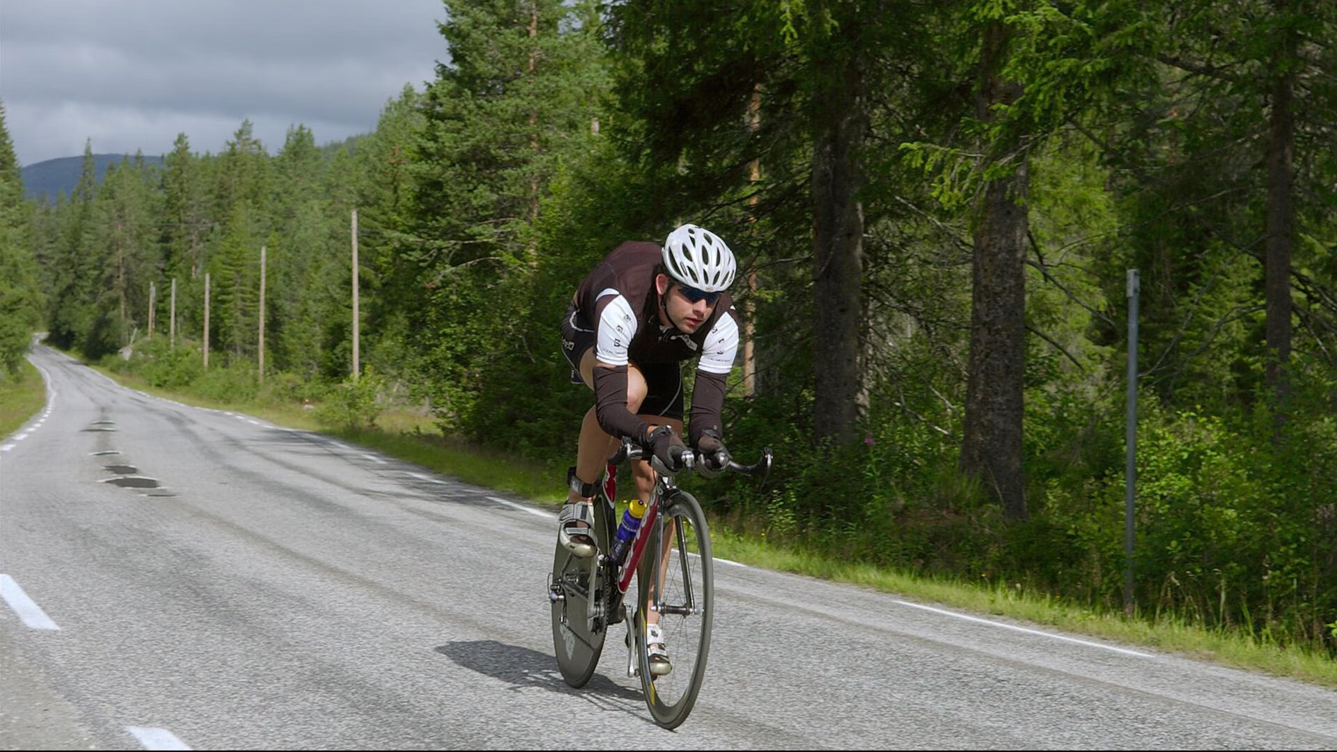 美加墨世界杯之夜,伦纳德构筑篮球圣殿,对手在绝对防御前完全无解